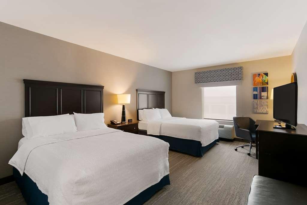 Hampton Inn & Suites Wilmington Christiana Newark Room photo